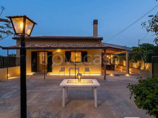 Villa singola in vendita a Noto via della Fonte, Testa Dell'acqua