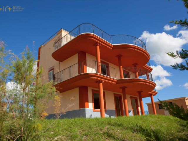 Villa singola in vendita a Offida, Collinare / Campagna