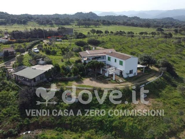Villa singola in vendita a Olbia via Raica, 78