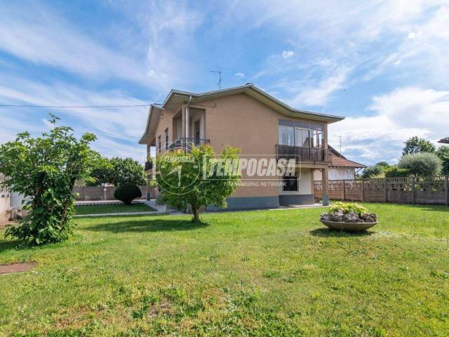 Villa singola in vendita a Olgiate Olona via degli Alpini 5