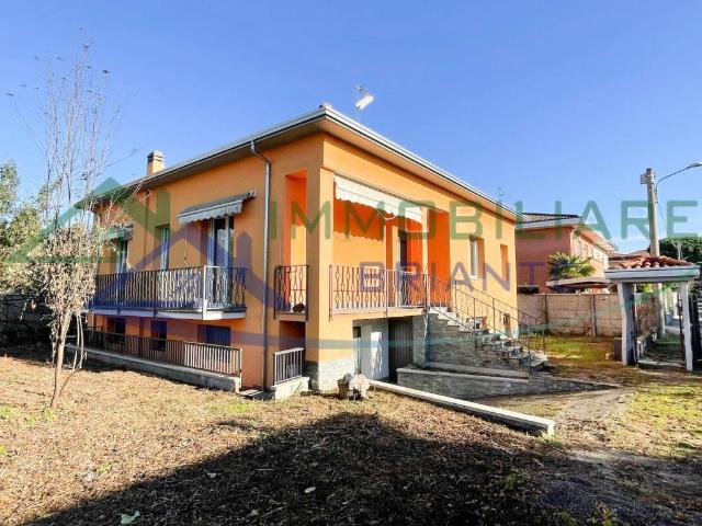 Villa singola in vendita a Olgiate Olona via Reno