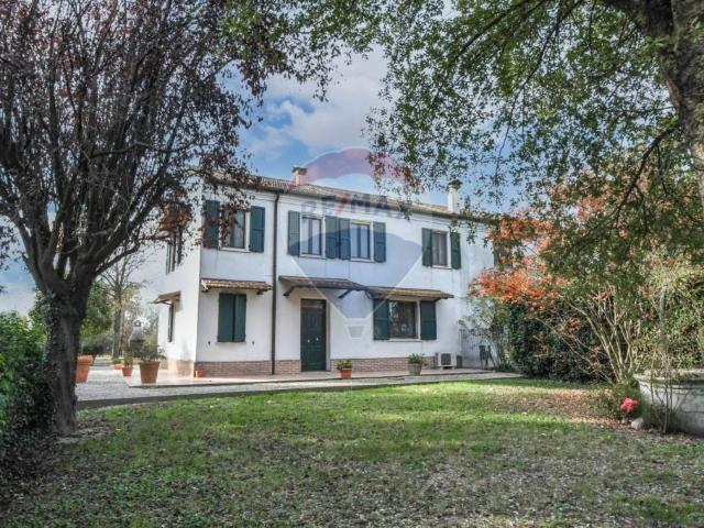 Villa singola in vendita a Ostellato strada Coramina, 52