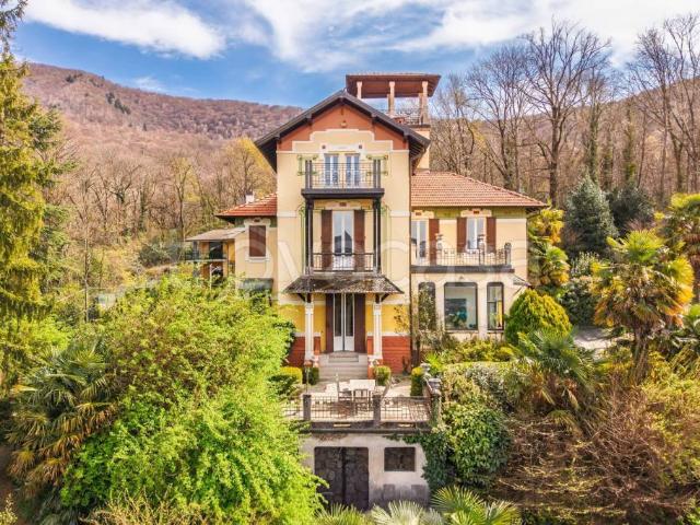 Villa singola in vendita a Orino via Marinoni