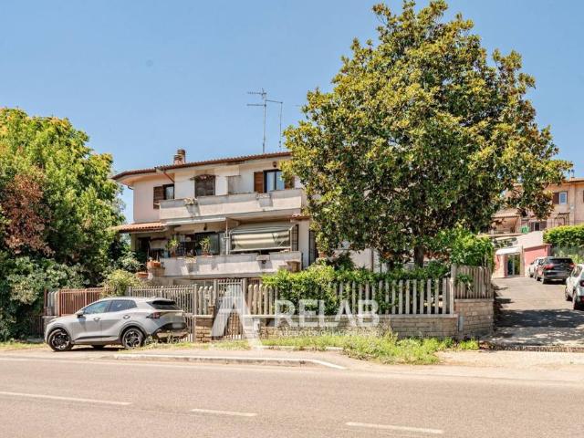 Villa singola in vendita a Oriolo Romano via della Stazione, 39