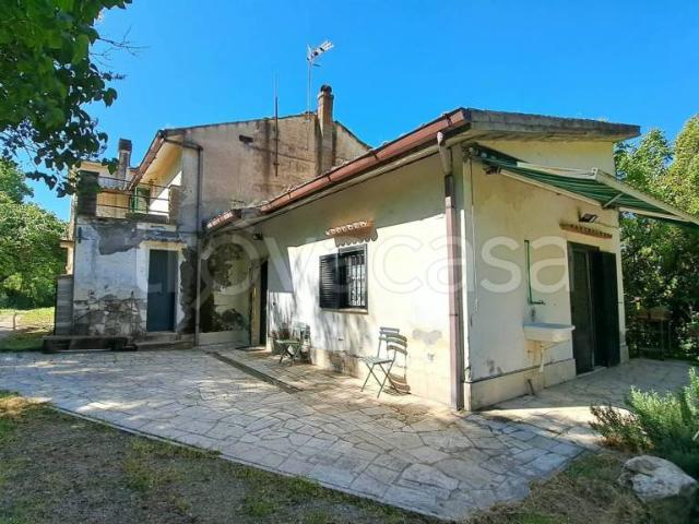 Villa singola in vendita a Orte