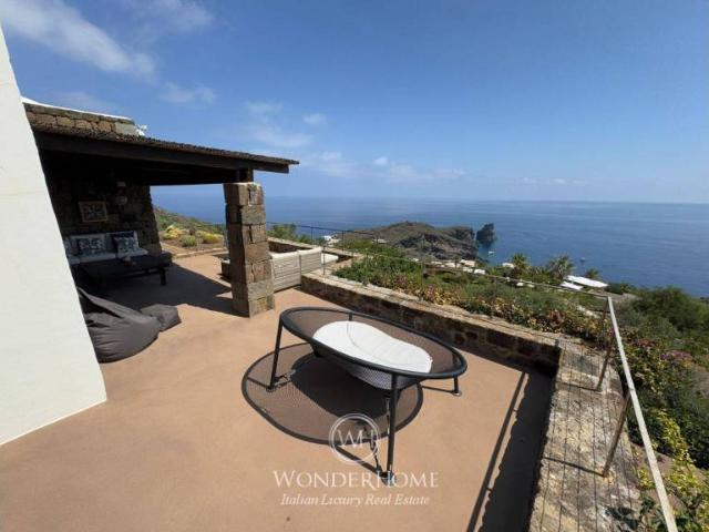 Villa singola in vendita a Pantelleria