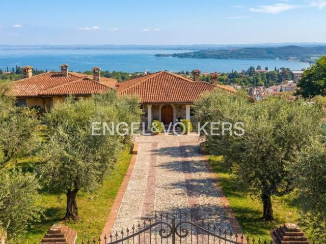 Villa singola in vendita a Padenghe sul Garda via Belvedere
