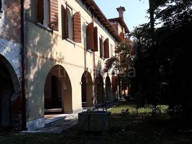 Villa singola in vendita a Paese via Sottana, Padernello