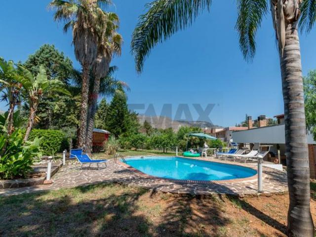 Villa singola in vendita a Palermo, Borgonuovo