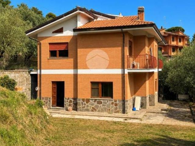 Villa singola in vendita a Paliano