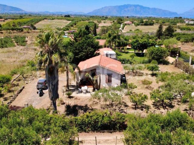 Villa singola in vendita a Partinico