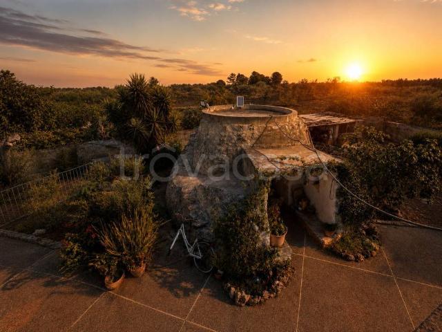 Villa singola in vendita a Parabita