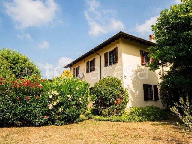 Villa singola in vendita a Pavia via Mirabello, Mirabello Scala