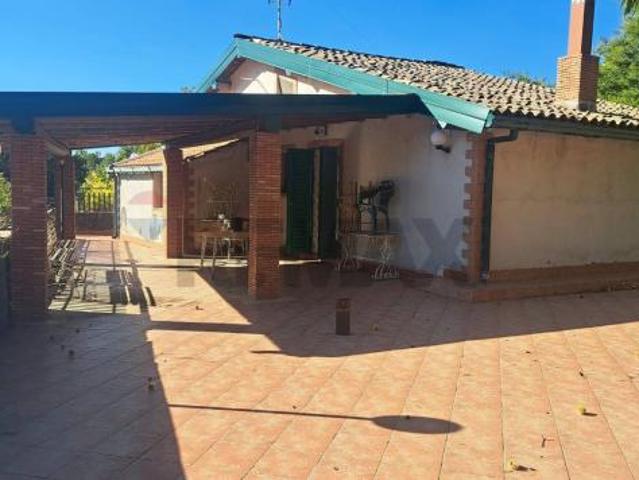 Villa singola in vendita a Pedara