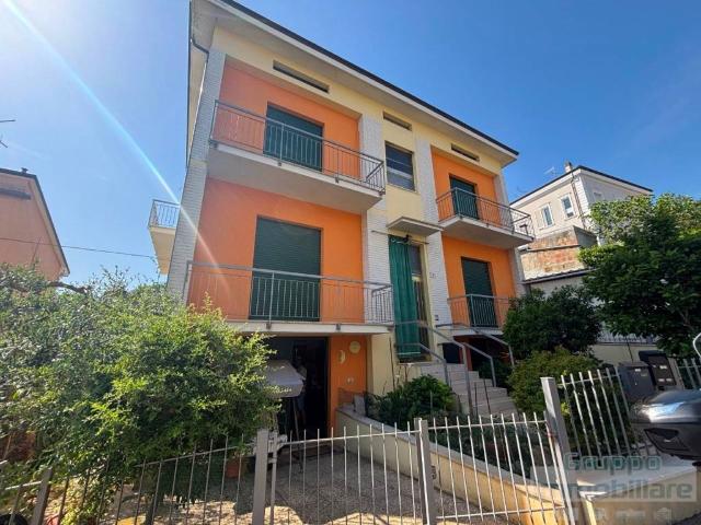 Villa singola in vendita a Pesaro, Celletta Santa Veneranda