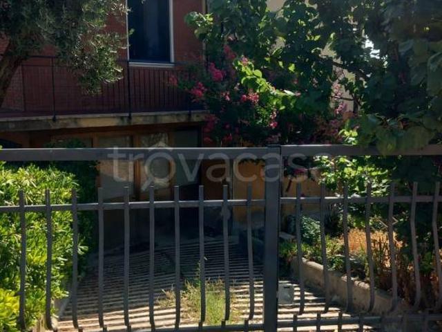 Villa singola in vendita a Pesaro via Circonvallazione