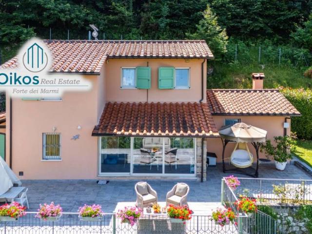 Villa singola in vendita a Pietrasanta via Capriglia, 71