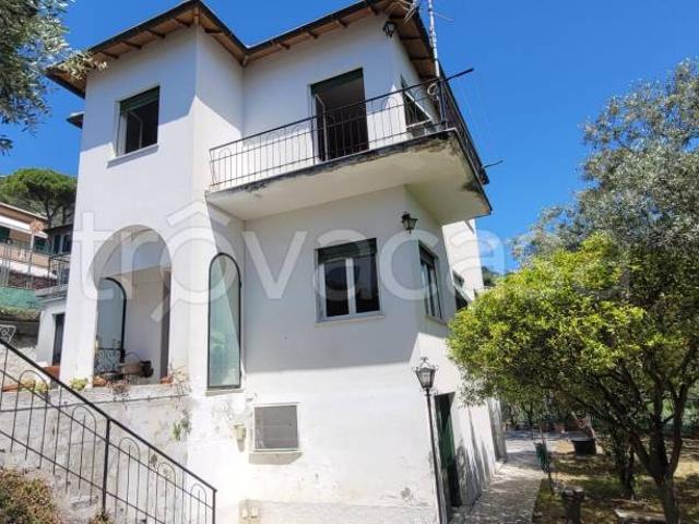 Villa singola in vendita a Pieve Ligure via Roma, 174