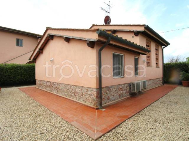 Villa singola in vendita a Pisa via di Bagnile, Pietrasantina