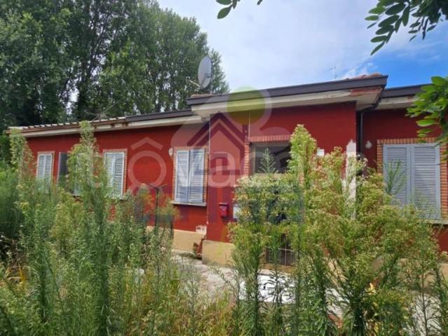 Villa singola in vendita a Pizzighettone via vittorio veneto 24