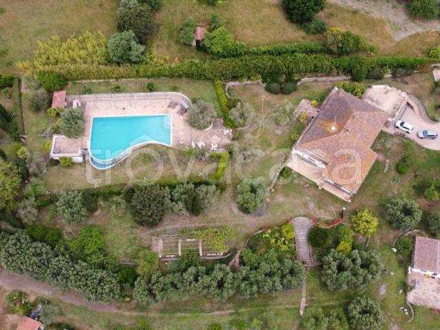 Villa singola in vendita a Pomezia via delle Acacie, 30