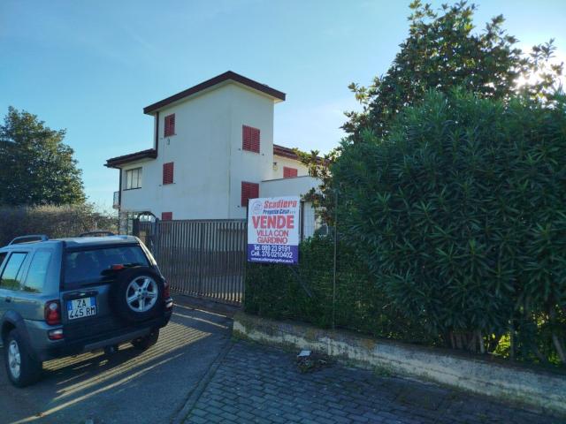 Villa singola in vendita a Pontecagnano Faiano via Lago di Viverone 2