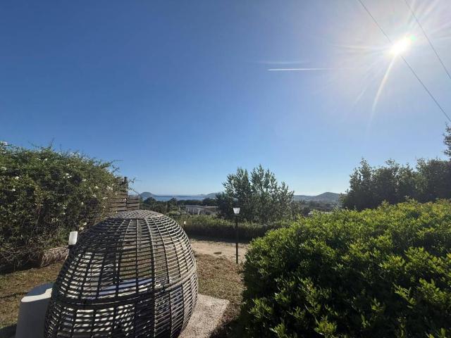 Villa singola in vendita a Pozzuoli via Cigliano