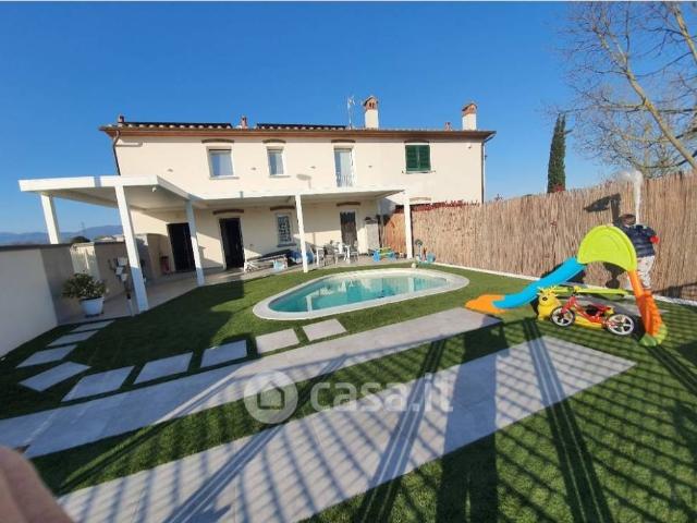 Villa singola in vendita a Prato via delle Risaie, Iolo