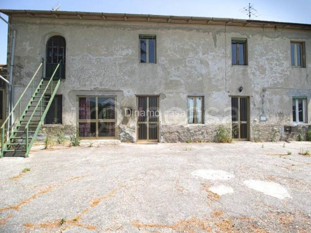 Villa singola in vendita a Prato vicolo del chiassarello, Tavola