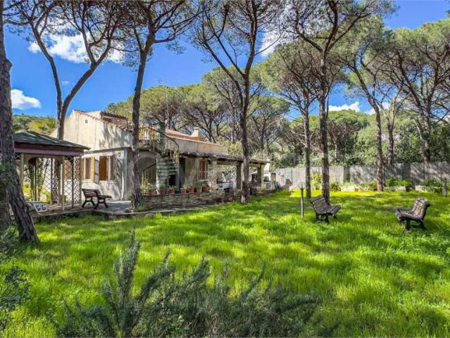 Villa singola in vendita a Pula viale delle Grazie, 0