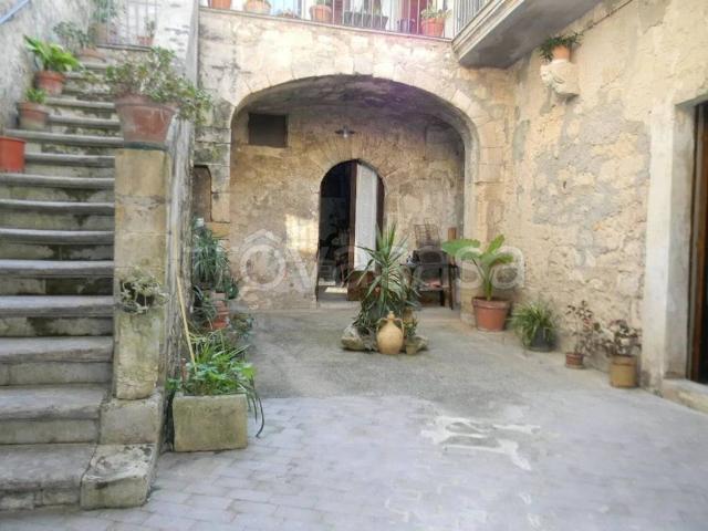 Villa singola in vendita a Ragusa, Centro città