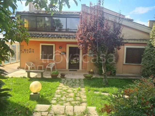 Villa singola in vendita a Ragusa via Asia, 37, Croce Selvaggio