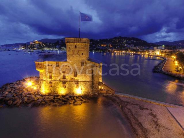 Villa singola in vendita a Rapallo, Porto