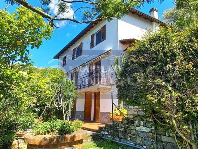 Villa singola in vendita a Rapallo, San Pietro Savagna