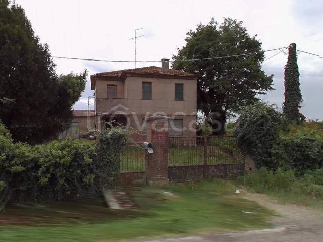 Villa singola in vendita a Ravenna, Ammonite