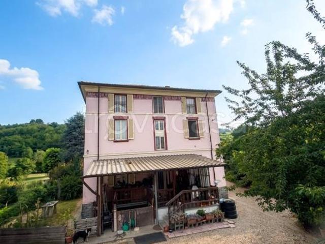 Villa singola in vendita a Redavalle via Roma