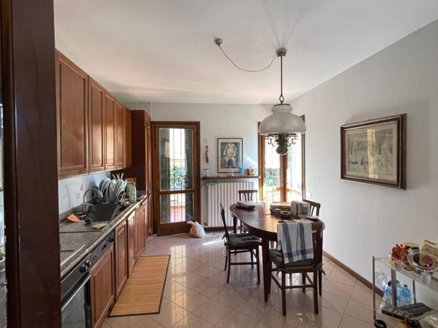 Villa singola in vendita a Reggio nell'Emilia, S. Pellegrino