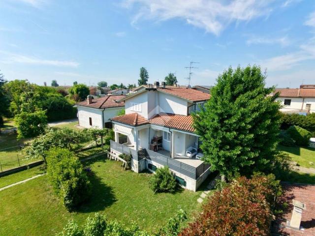 Villa singola in vendita a Reggiolo via Leonardo da Vinci, 14, Brugneto