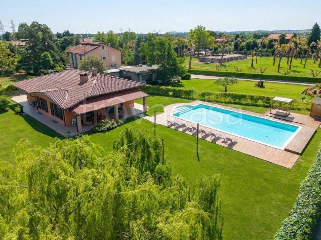 Villa singola in vendita a Rimini via Coriano, San Lorenzo In Correggiano
