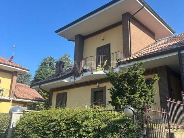 Villa singola in vendita a Rivoli viale Luigi Nuvoli, 79/4