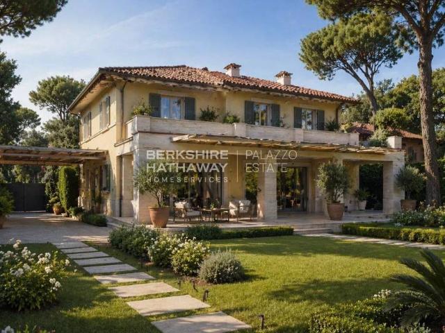 Villa singola in vendita a Roma Imperiale, Forte dei Marmi