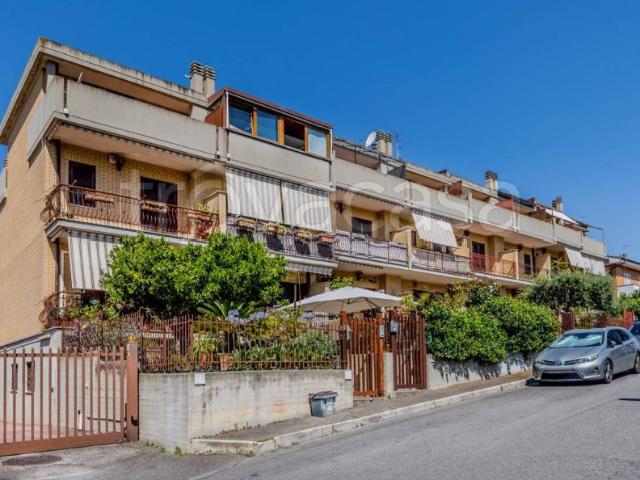 Villa singola in vendita a Roma via Vittorino Cannavina, Massimina