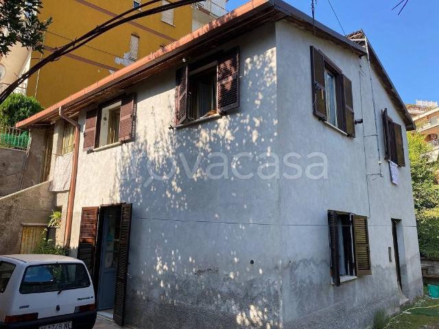 Villa bifamiliare in vendita a Roma via Campagnano, 75, Cassia San Godenzo