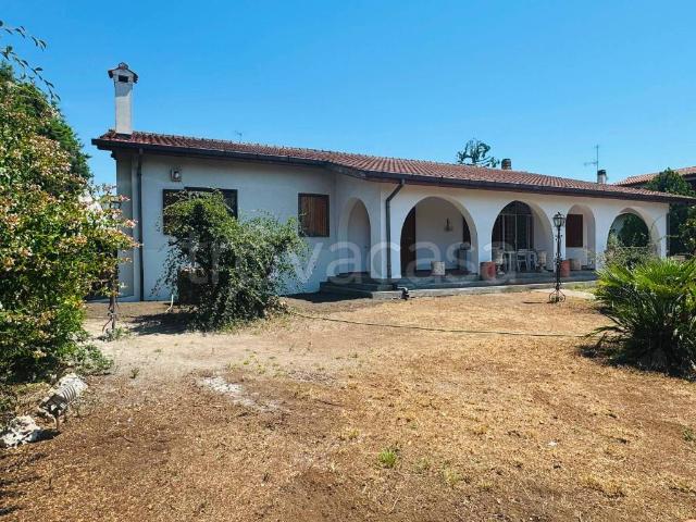 Villa singola in vendita a Roma via dei Redattori, 109, Trigoria