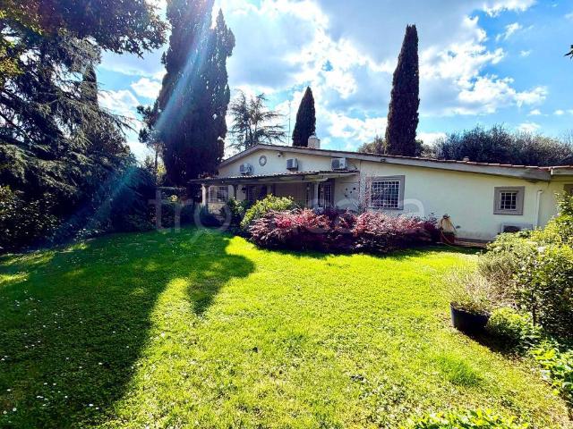 Villa singola in vendita a Roma via della Giustiniana, Prima Porta