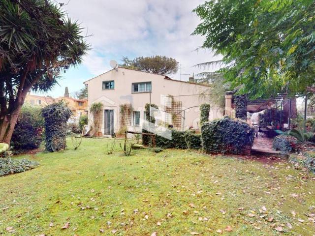 Villa singola in vendita a Roma via Ernesto Parisi, Castel di Leva