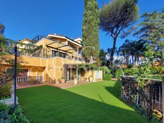 Villa singola in vendita a Roma via Giuseppe Vaccari, Camilluccia Farnesina