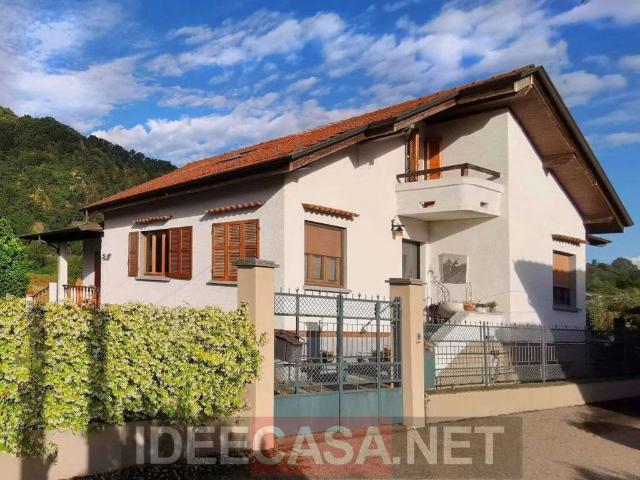 Villa singola in vendita a Romagnano Sesia