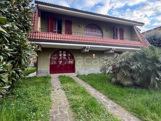 Villa singola in vendita a Romano di Lombardia via della Misericordia