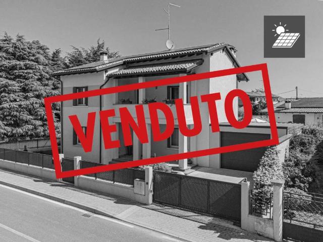 Villa singola in vendita a Romans, Cordenons